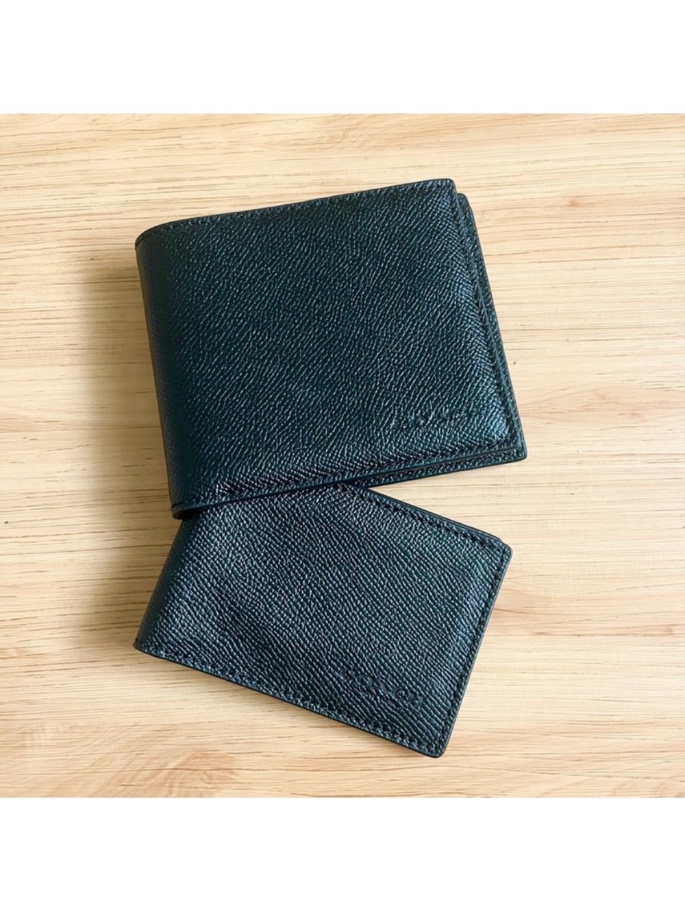Coach Compact ID Wallet in Crossgrain Leather # F59112